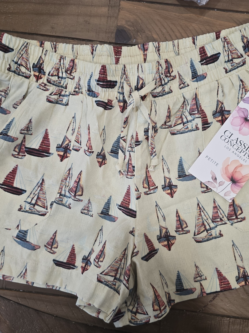 Classic Concepts Women's Nautical Linen Sailboat Drawstring Shorts PM 0559